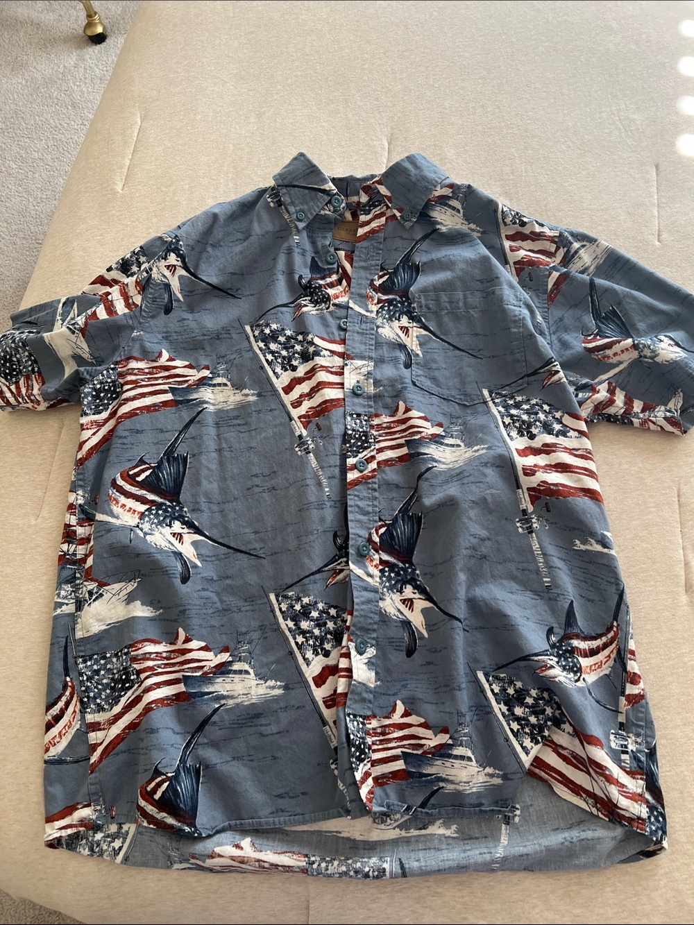 Casual Short-Sleeve Button-Down Shirt - Blue with American Flag Marlin Print